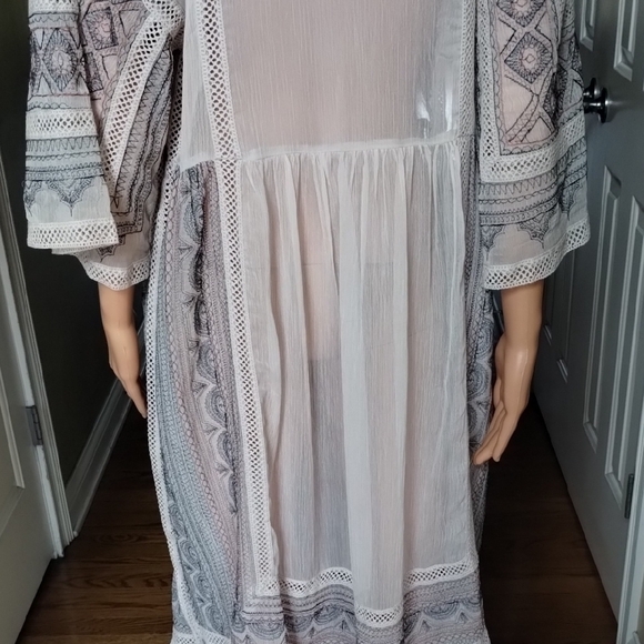 Maeve Patterned Dress - Picture 10 of 15